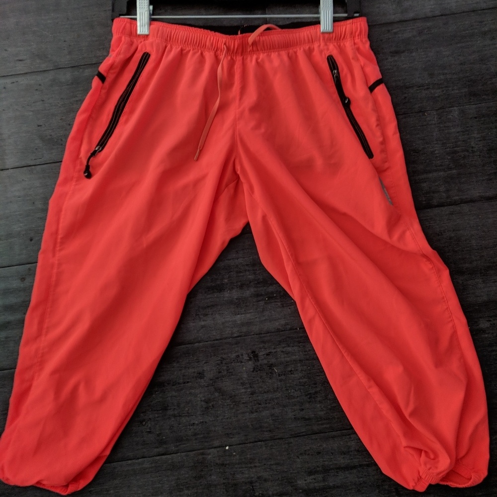 Asics dry fit thin athletic capri S